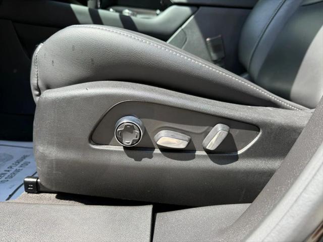 2024 Cadillac XT4 AWD Premium Luxury