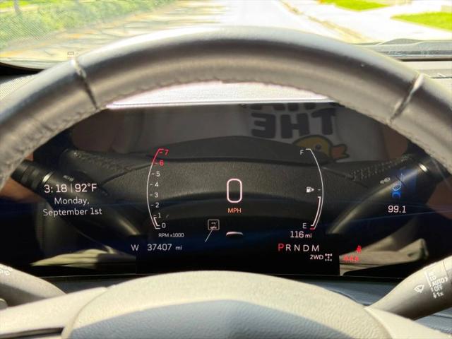 2024 Cadillac XT4 AWD Premium Luxury