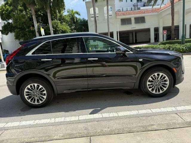 2024 Cadillac XT4 AWD Premium Luxury