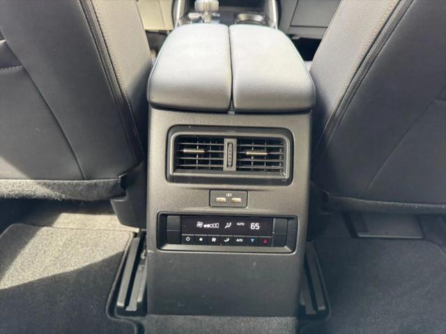 2024 Mazda X-90 3.3 Turbo Select