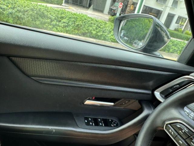 2024 Mazda X-90 3.3 Turbo Select