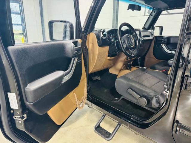 2012 Jeep Wrangler Unlimited Sahara