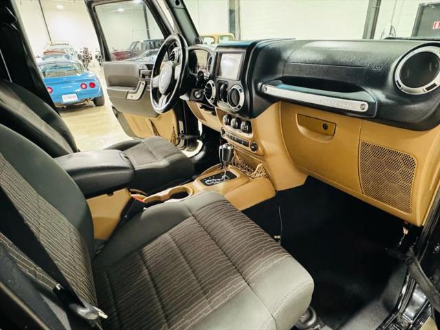 2012 Jeep Wrangler Unlimited Sahara