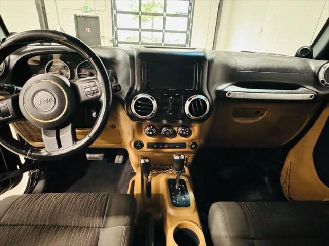 2012 Jeep Wrangler Unlimited Sahara