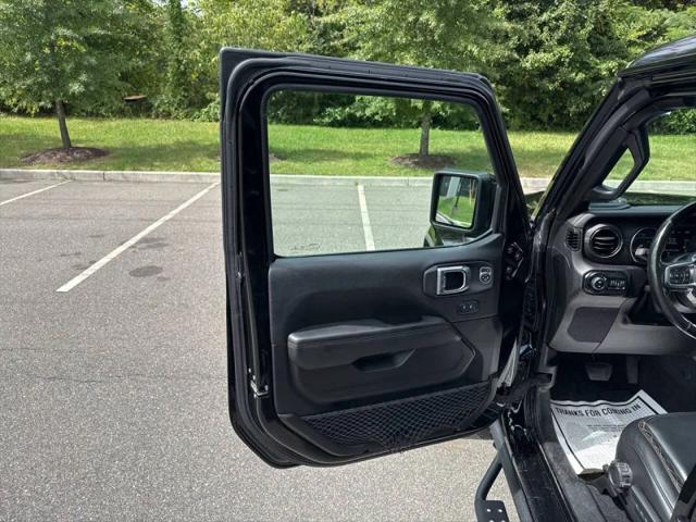 2021 Jeep Gladiator Sport