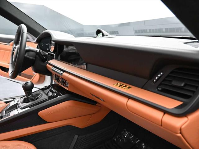 2024 Porsche 911 S/T