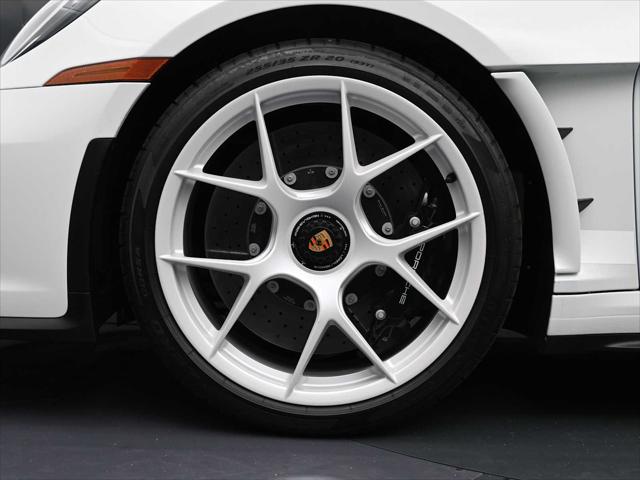 2024 Porsche 911 S/T