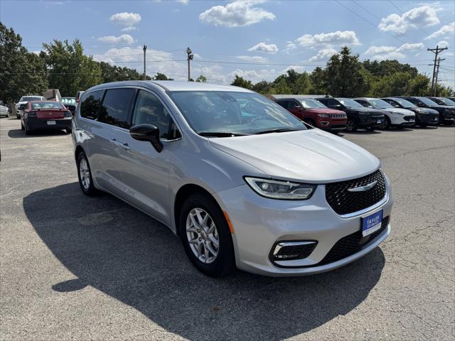 2024 Chrysler Pacifica Touring L 2024 Chrysler Pacifica Touring L