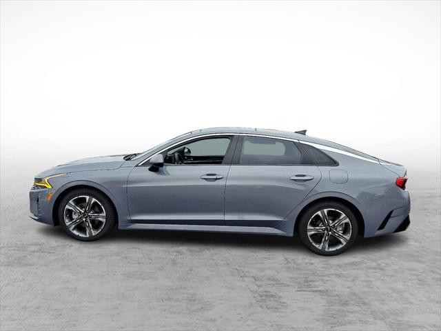 2022 Kia K5 EX