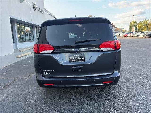 2019 Chrysler Pacifica L