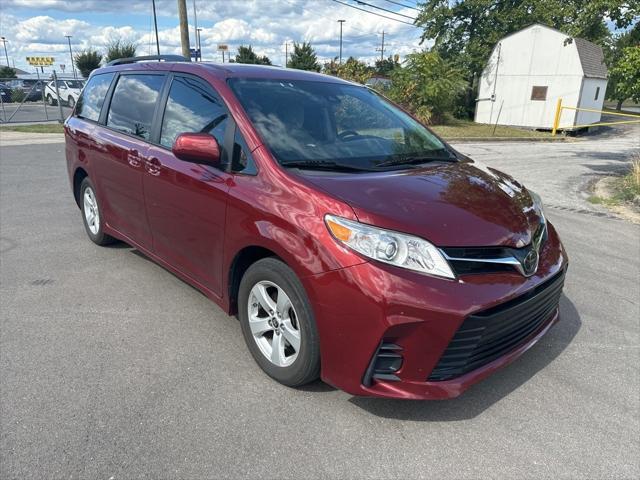 2020 Toyota Sienna LE