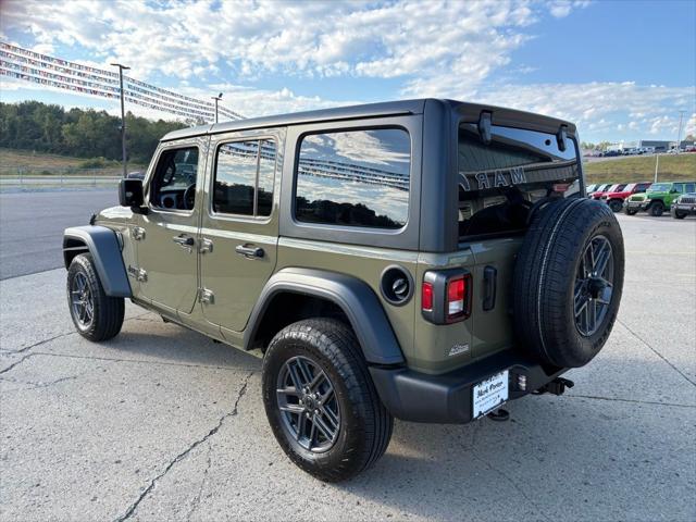 2025 Jeep Wrangler 4-Door Summit 4x4 2025 Jeep Wrangler 4-Door Summit 4x4