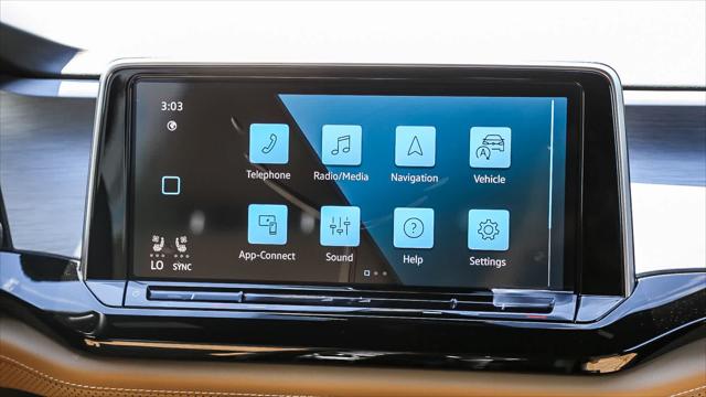 2026 Volkswagen Atlas Cross Sport 2.0T SE w/Technology