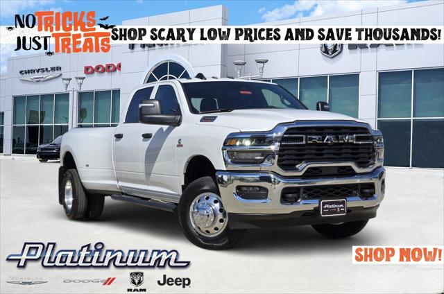 2026 RAM Ram 3500 RAM 3500 TRADESMAN CREW CAB 4X4 8 BOX