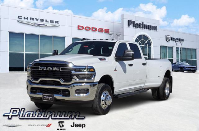 2026 RAM Ram 3500 RAM 3500 TRADESMAN CREW CAB 4X4 8 BOX