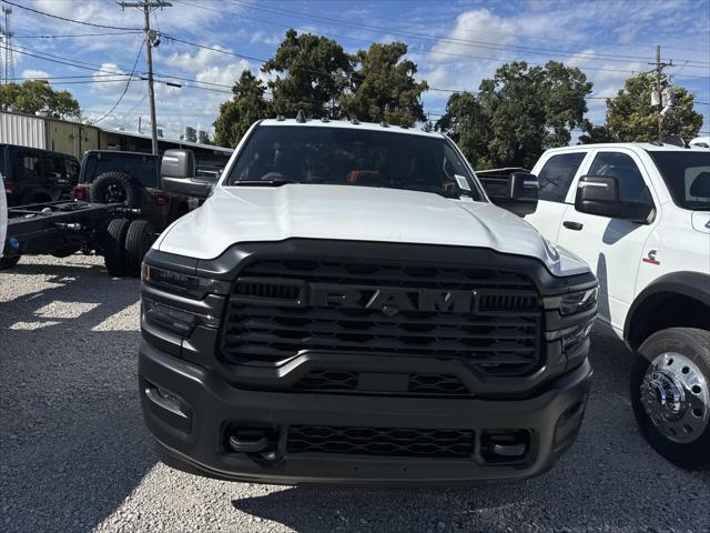 2026 RAM Ram 3500 Chassis Cab RAM 3500 TRADESMAN CHASSIS REGULAR CAB 4X2 84 CA