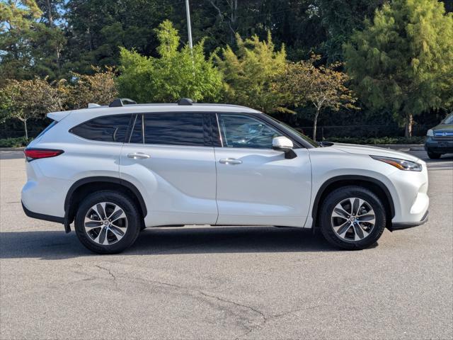 2022 Toyota Highlander XLE 2022 Toyota Highlander XLE