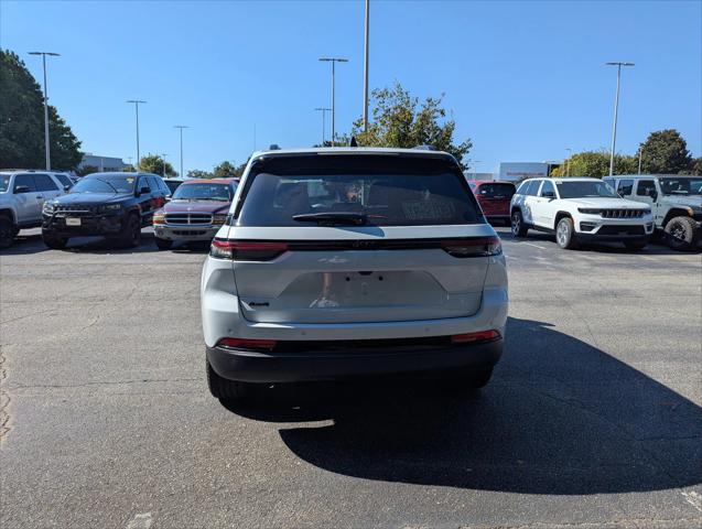 2025 Jeep Grand Cherokee Altitude X 4x4