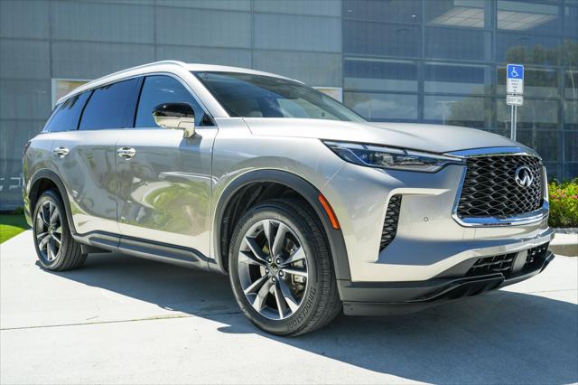 2024 INFINITI QX60 LUXE