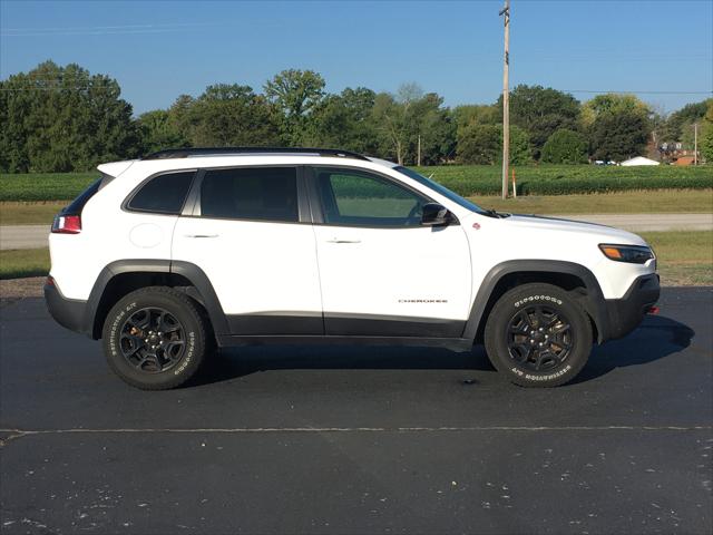 2022 Jeep Cherokee Trailhawk 4x4 2022 Jeep Cherokee Trailhawk 4x4