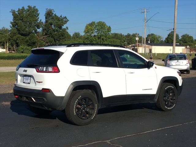 2022 Jeep Cherokee Trailhawk 4x4 2022 Jeep Cherokee Trailhawk 4x4