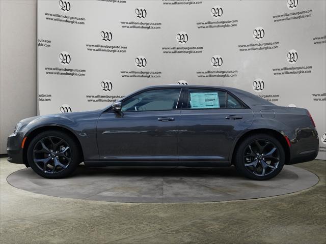 2023 Chrysler 300 300S 2023 Chrysler 300 300S