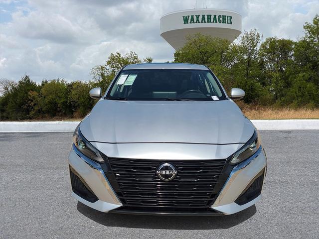 2023 Nissan Altima SL FWD