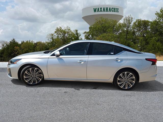 2023 Nissan Altima SL FWD