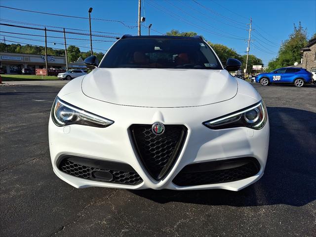 2022 Alfa Romeo Stelvio Veloce Ti AWD