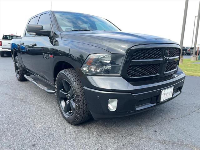 2018 RAM 1500 Big Horn Crew Cab 4x4 57 Box 2018 RAM 1500 Big Horn Crew Cab 4x4 57 Box