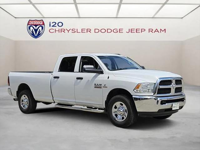 2017 RAM 2500 Tradesman Crew Cab 4x2 8 Box