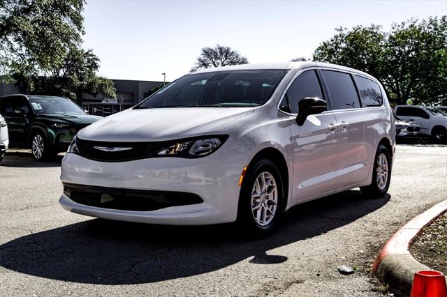 2026 Chrysler Voyager LX
