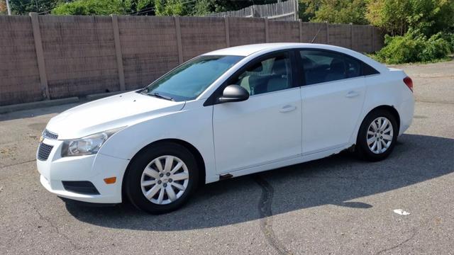 Used 2011 Chevrolet Cruze For Sale in Waterford Twp, MI