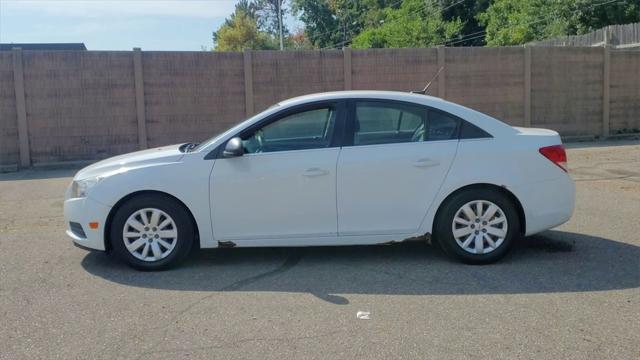 Used 2011 Chevrolet Cruze For Sale in Waterford Twp, MI