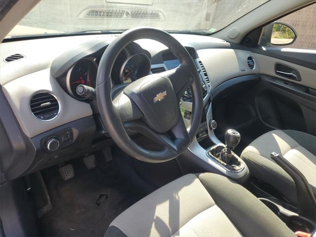 Used 2011 Chevrolet Cruze For Sale in Waterford Twp, MI