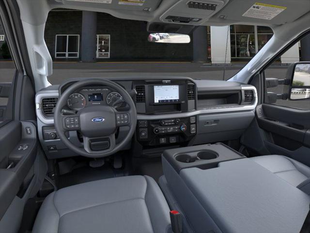 2025 Ford F-550 XL
