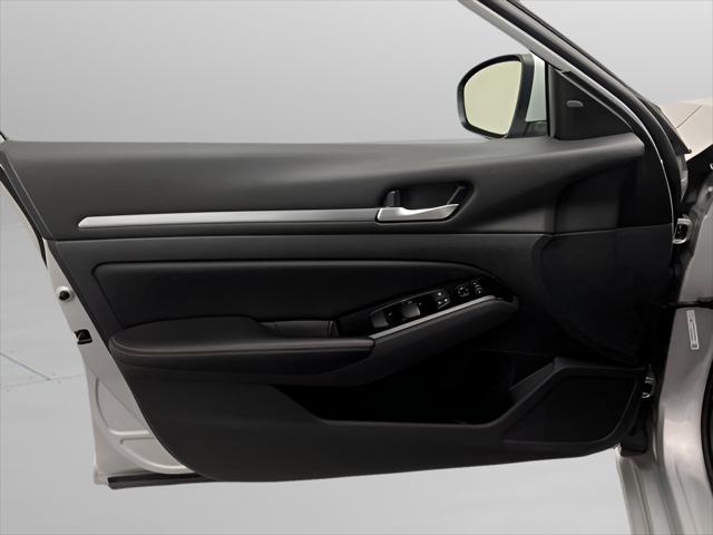 2023 Nissan Altima SV FWD