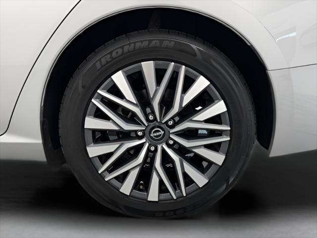 2023 Nissan Altima SV FWD