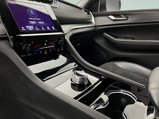 2023 Jeep Grand Cherokee L Altitude 4x4