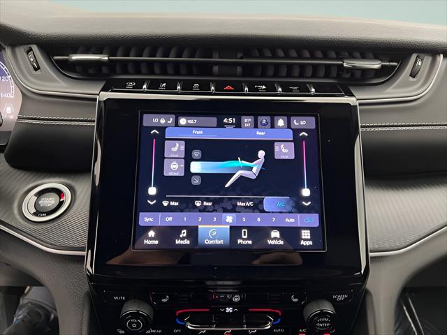 2023 Jeep Grand Cherokee L Altitude 4x4