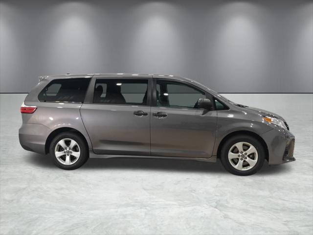 2019 Toyota Sienna L 7 Passenger