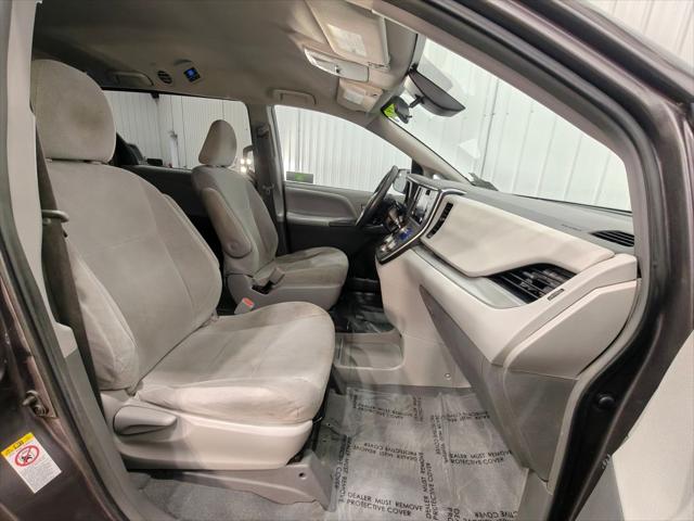 2019 Toyota Sienna L 7 Passenger