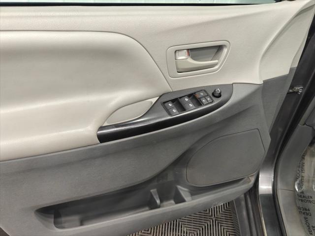 2019 Toyota Sienna L 7 Passenger