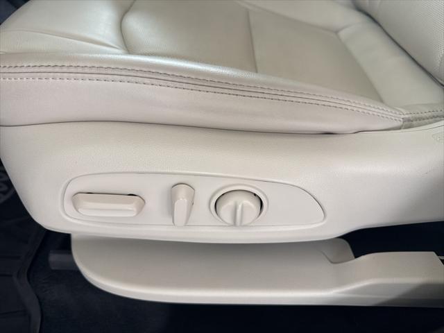 2022 Buick Enclave AWD Essence
