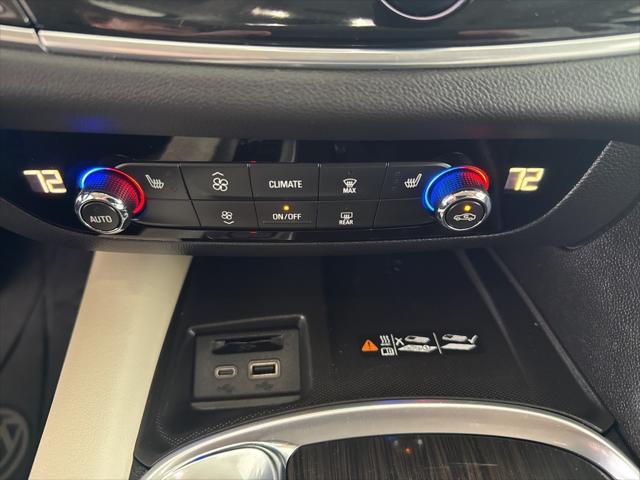2022 Buick Enclave AWD Essence