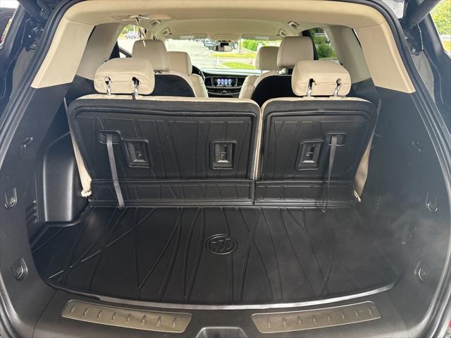 2022 Buick Enclave AWD Essence
