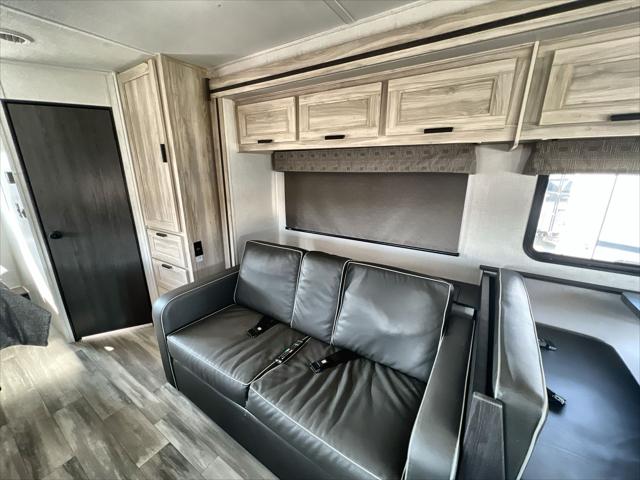 2024 Ford E-450 Cutaway 2550DSLE