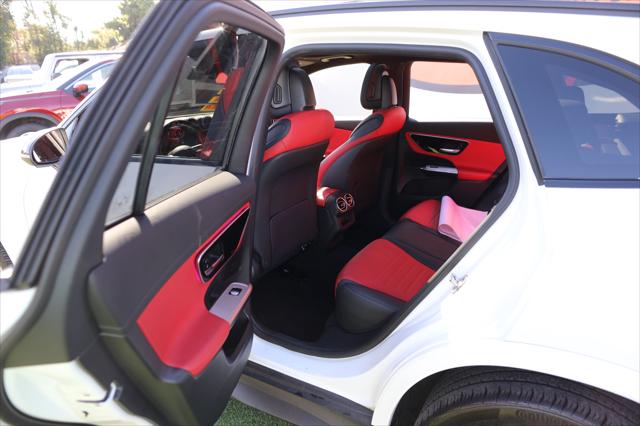 2024 Mercedes-Benz GLC SUV