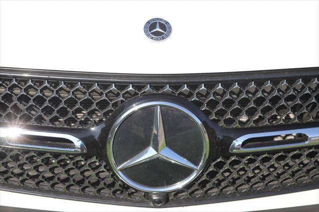 2024 Mercedes-Benz GLC SUV