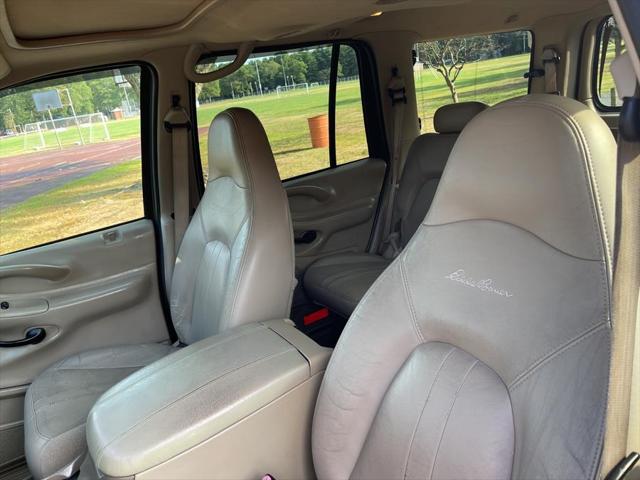 2001 Ford Expedition Eddie Bauer